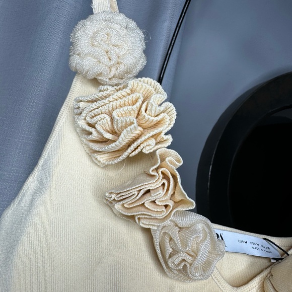 NWT Zara Woman Floral knit Bodysuit Bloggers Fav Size M Medium - Picture 11 of 12